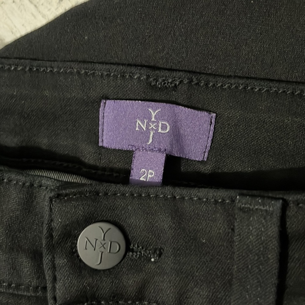 NYDJ Alina Black Jean Legging Size 2 Petite - Picture 6 of 13